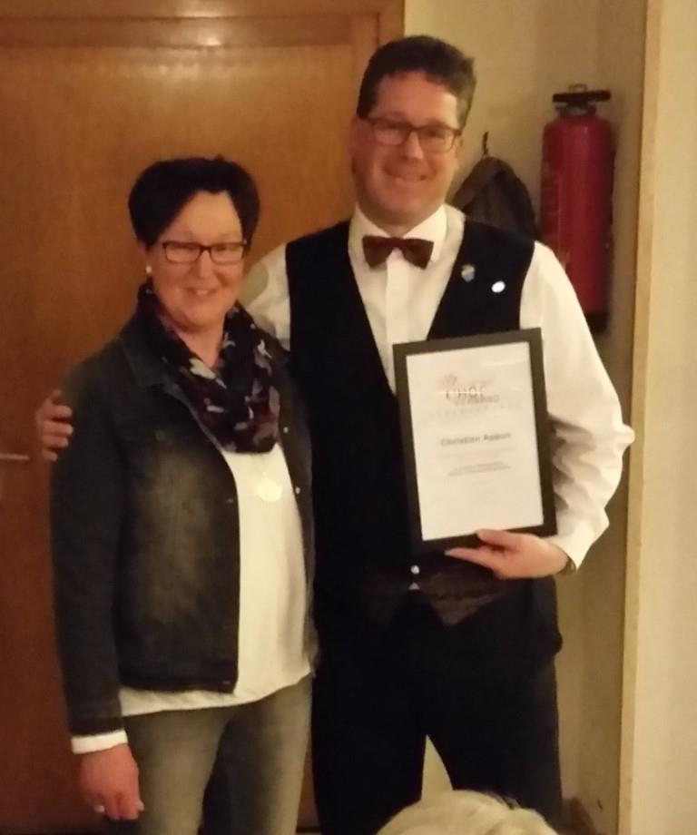 Christian Appun von Susanne Thudt für 15 Jahre Vorstandstätigkeit geehrte, Foto: Keunecke